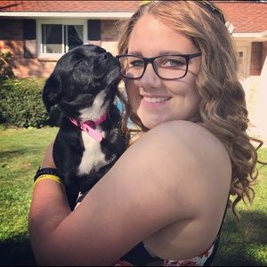 Meet your Posher, Hannah